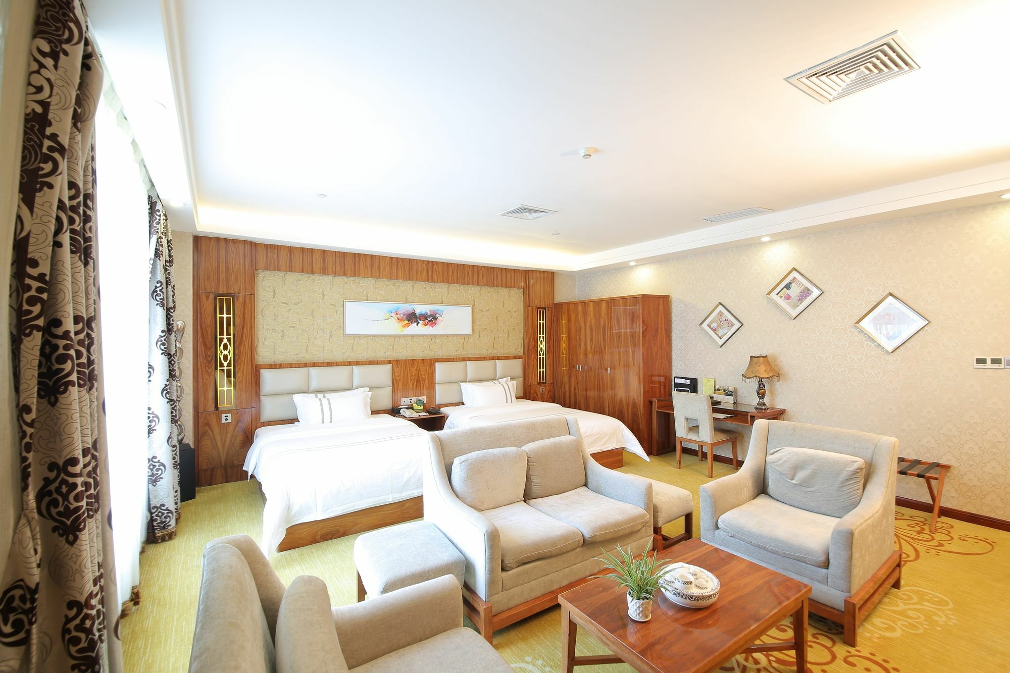 Oubon International Hotel Guangzhou Dış mekan fotoğraf